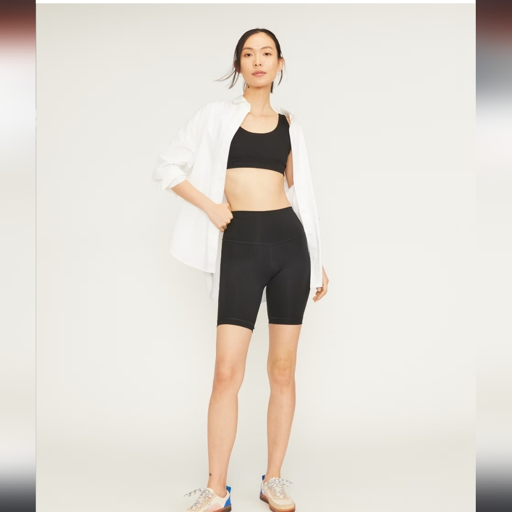 Everlane Perform Biker Shorts